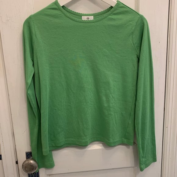 Hanna Andersson Long Sleve Green Top - Picture 2 of 4